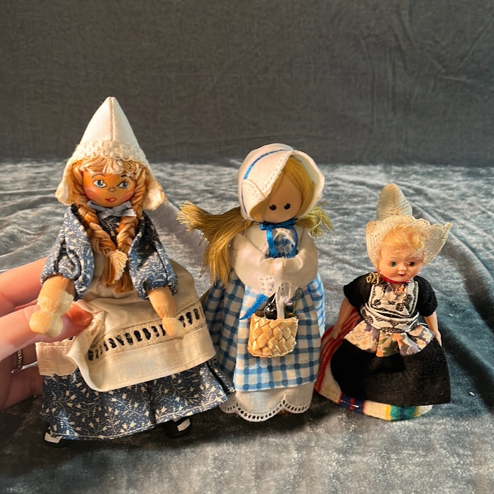 VTG Dolls